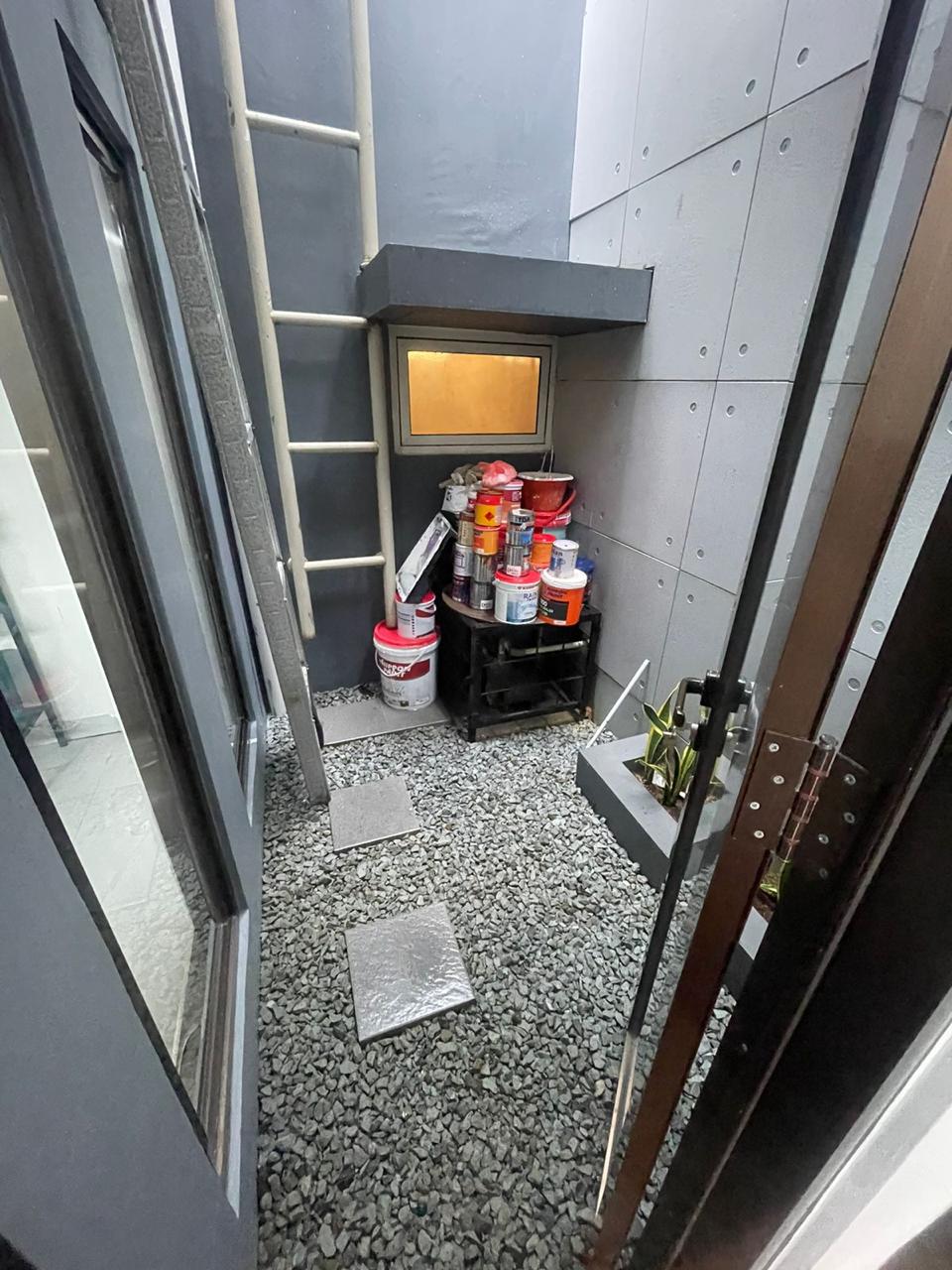 Rumah Semi Furnished Di Jual di Grand Taruma Karawang
